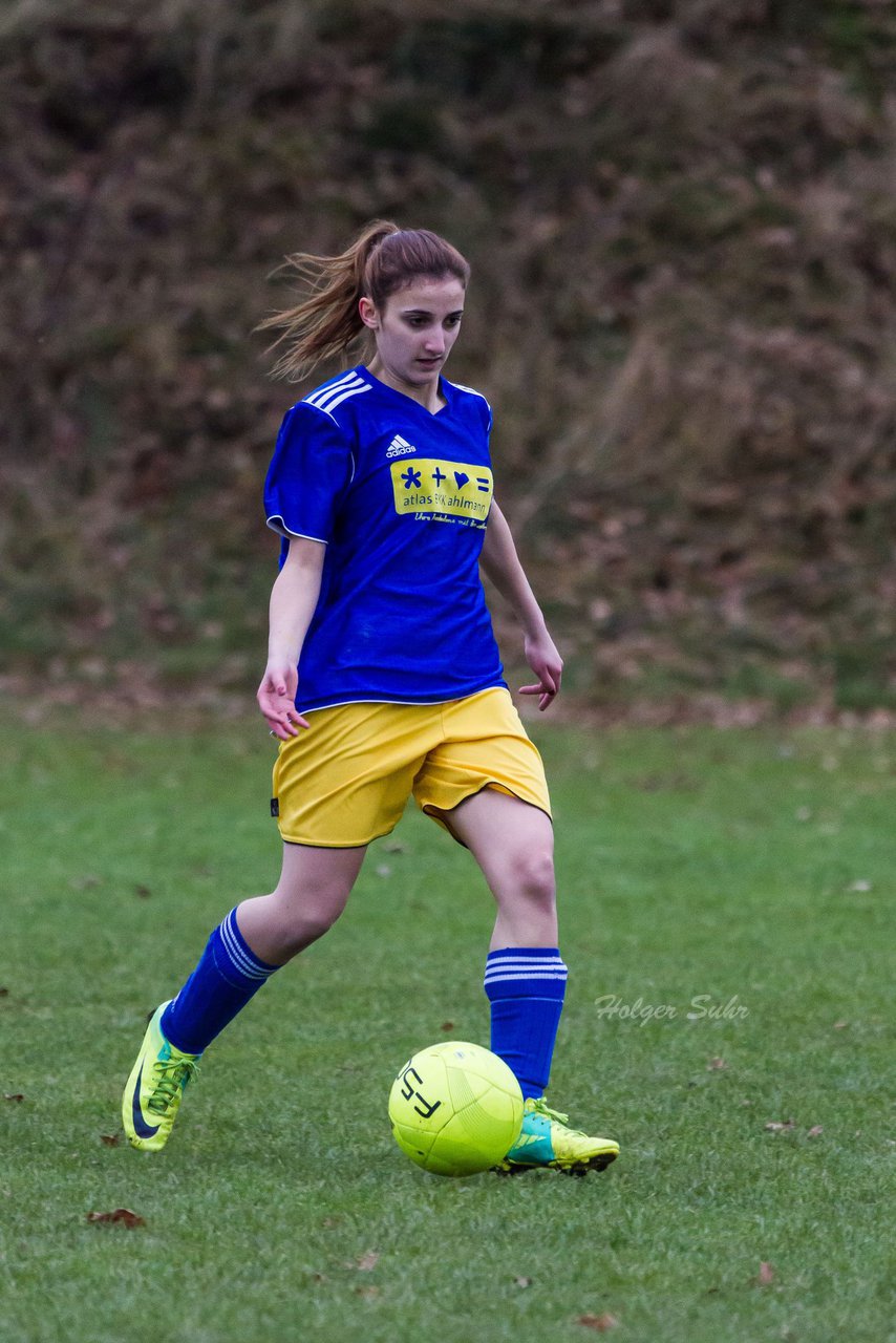 Bild 172 - B-Juniorinnen TSV Gnutz o.W. - SV Henstedt Ulzburg II : Ergebnis: ca. 5:0